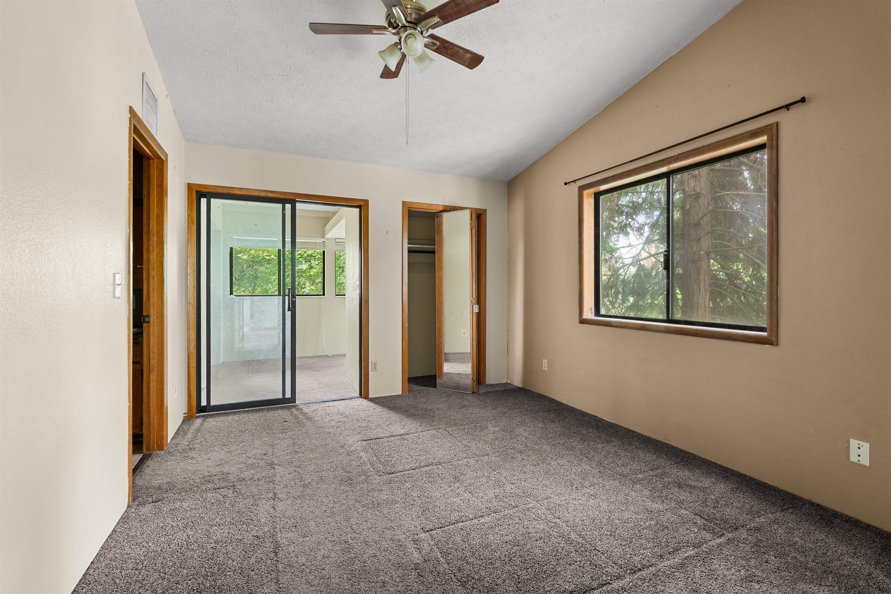6007 E 12th Ave - Photo 21