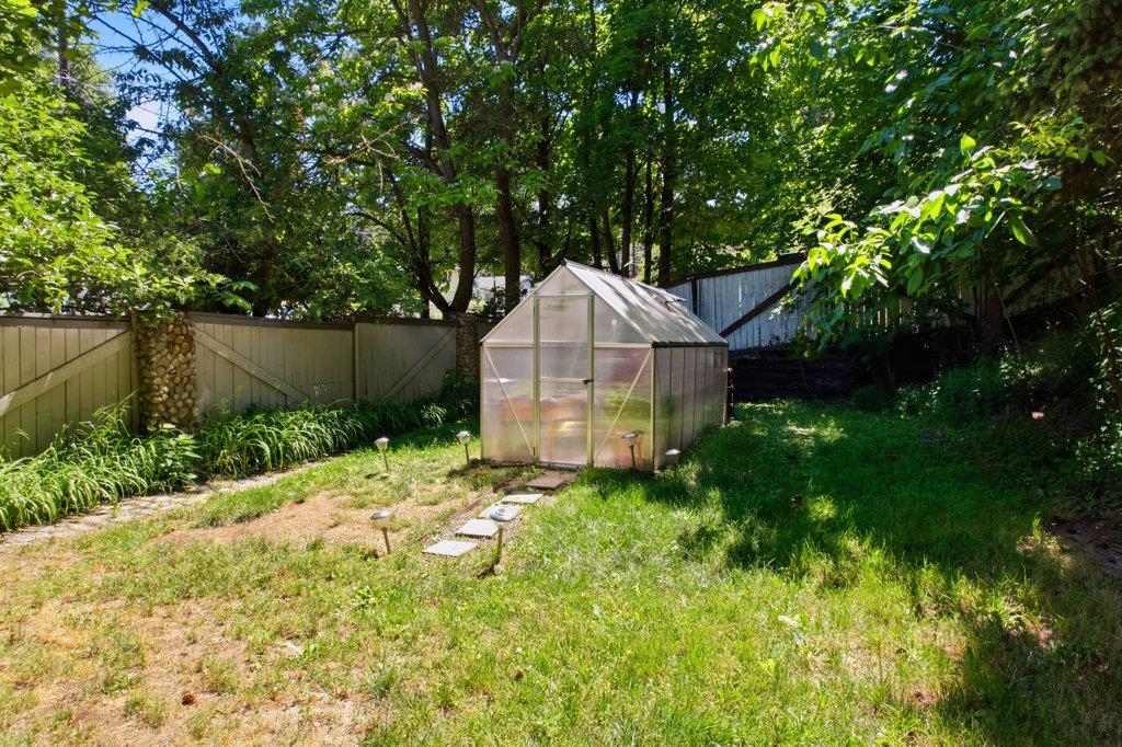 3570 E 11th Ave - Photo 44
