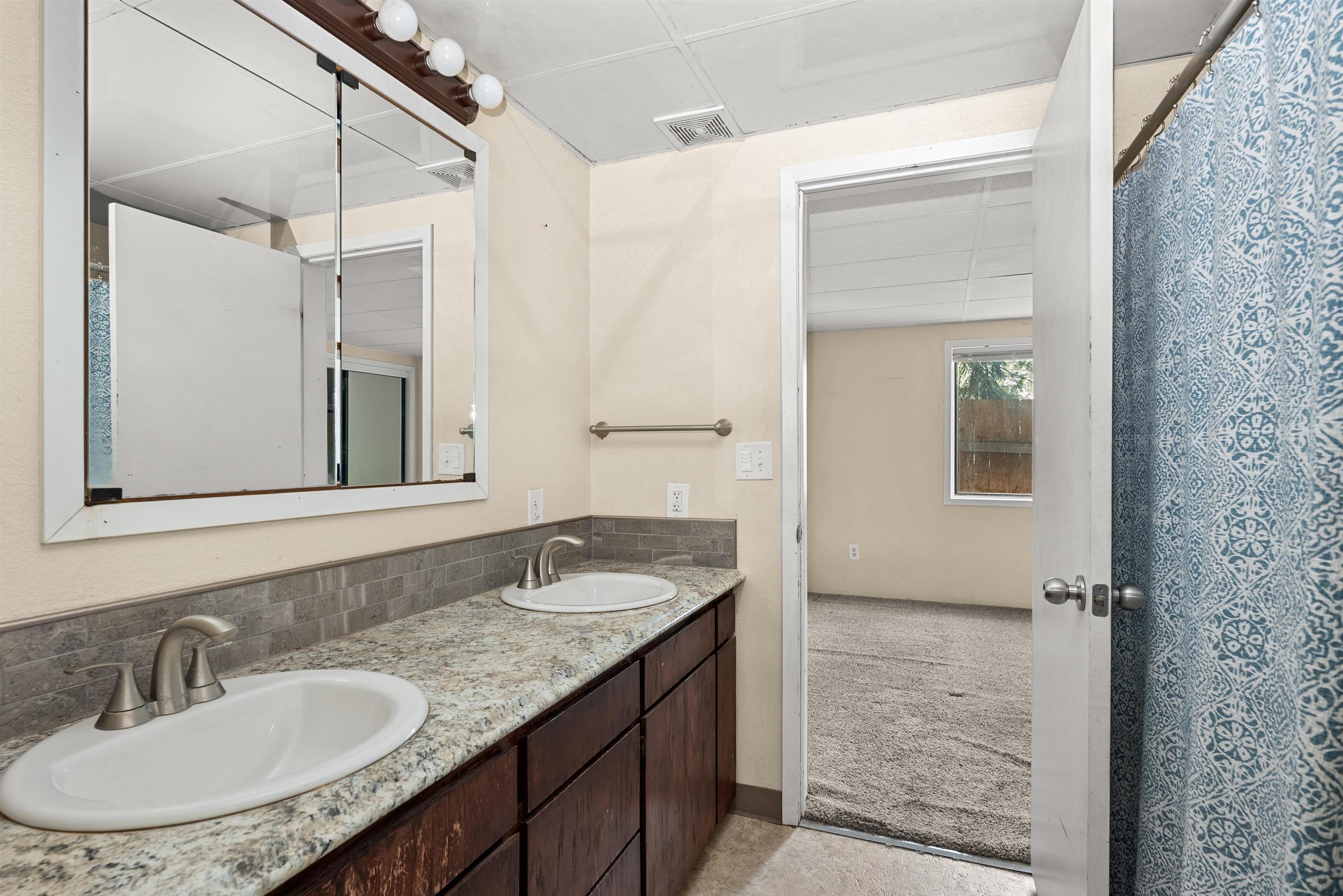 6007 E 12th Ave - Photo 38