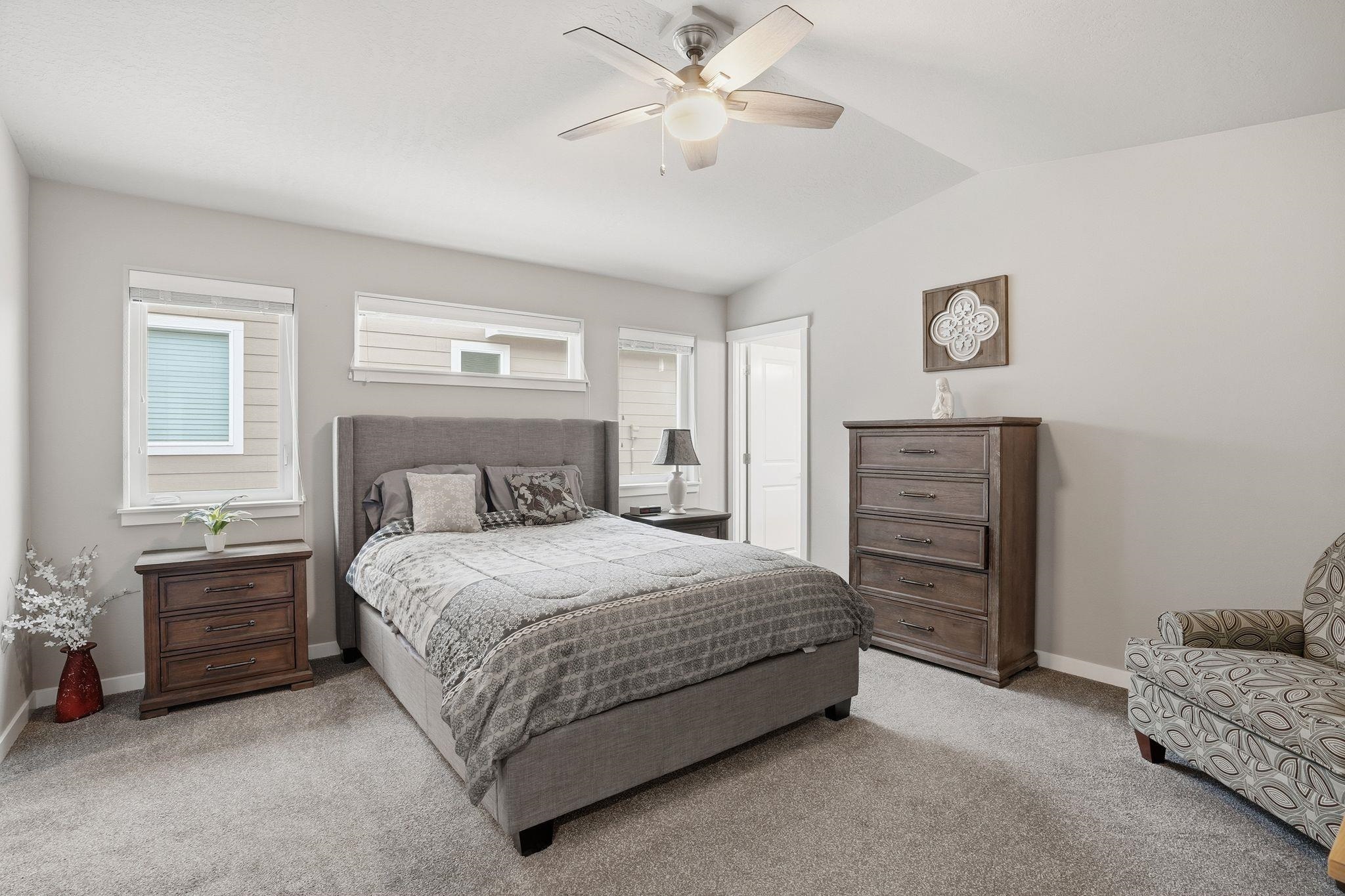 1625 N Holl Blvd - Photo 14