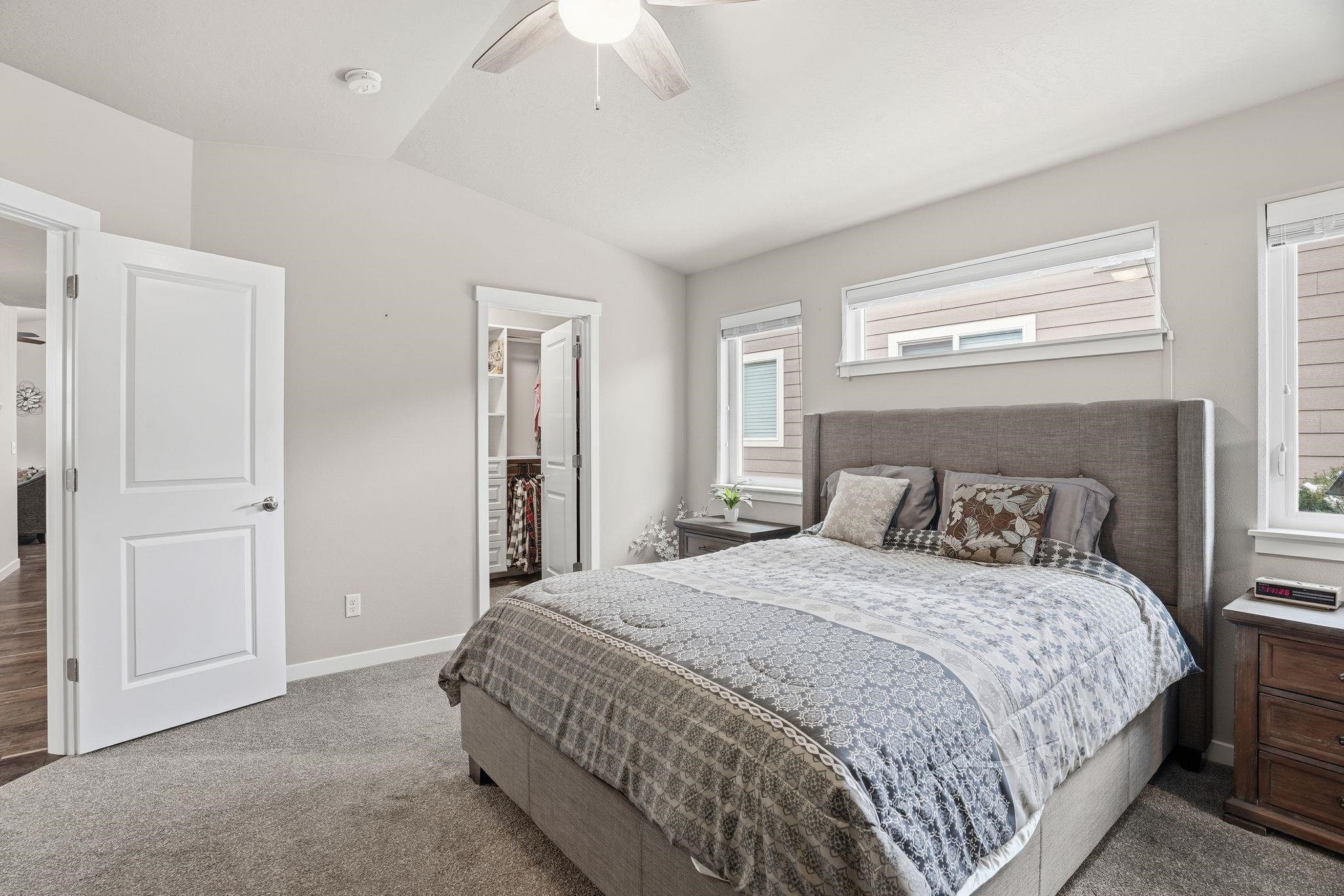 1625 N Holl Blvd - Photo 15