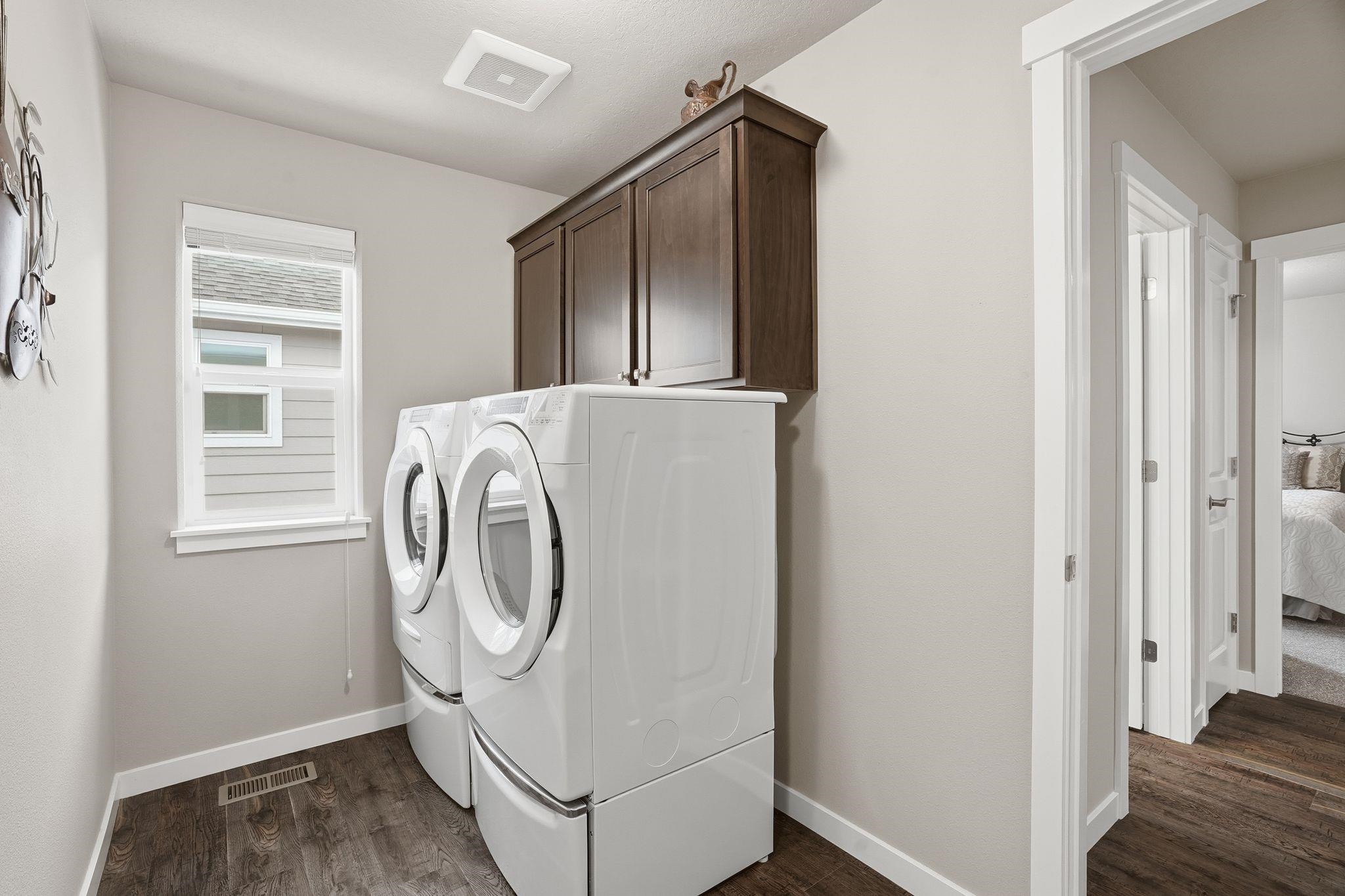 1625 N Holl Blvd - Photo 23