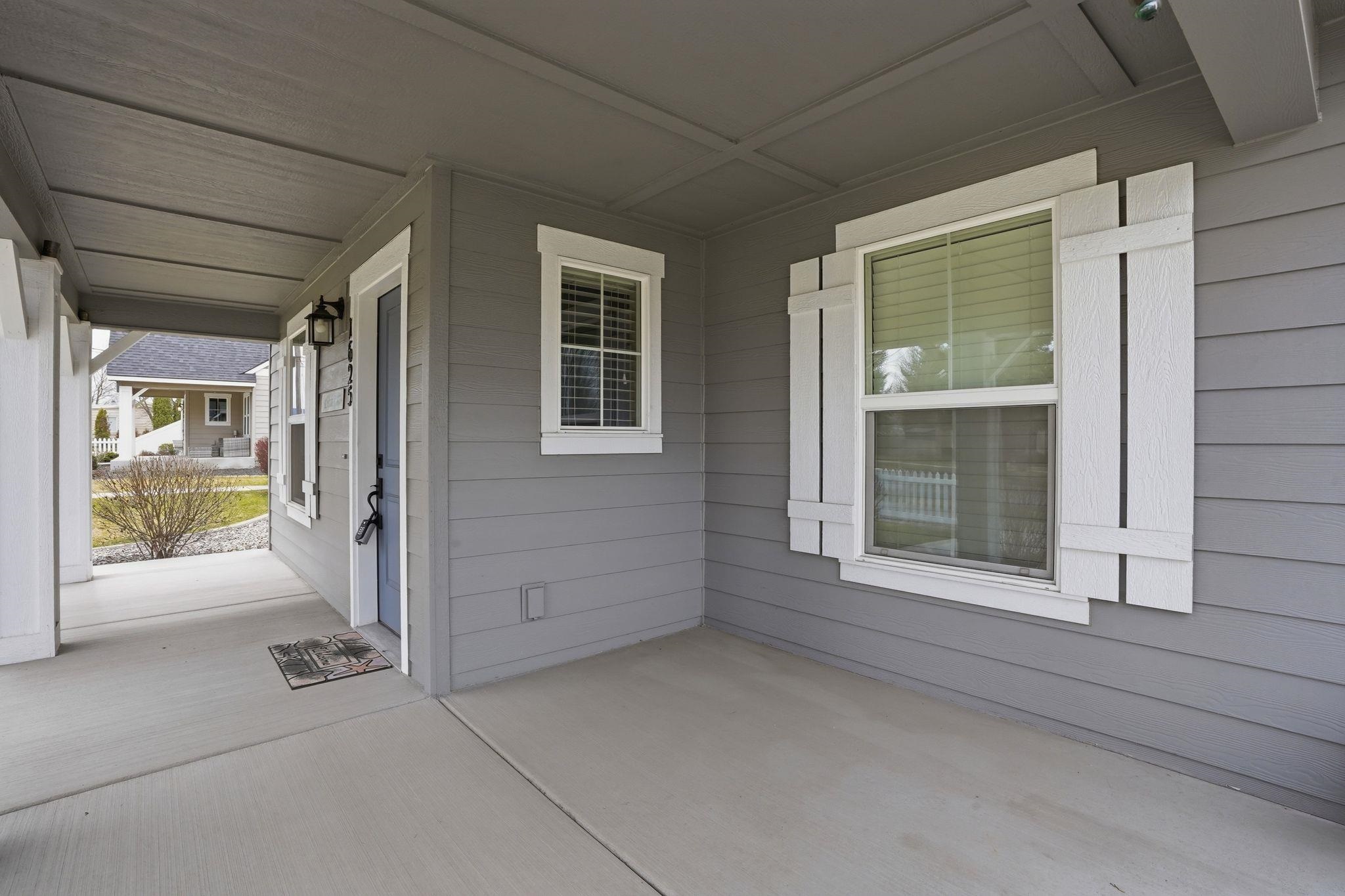 1625 N Holl Blvd - Photo 27