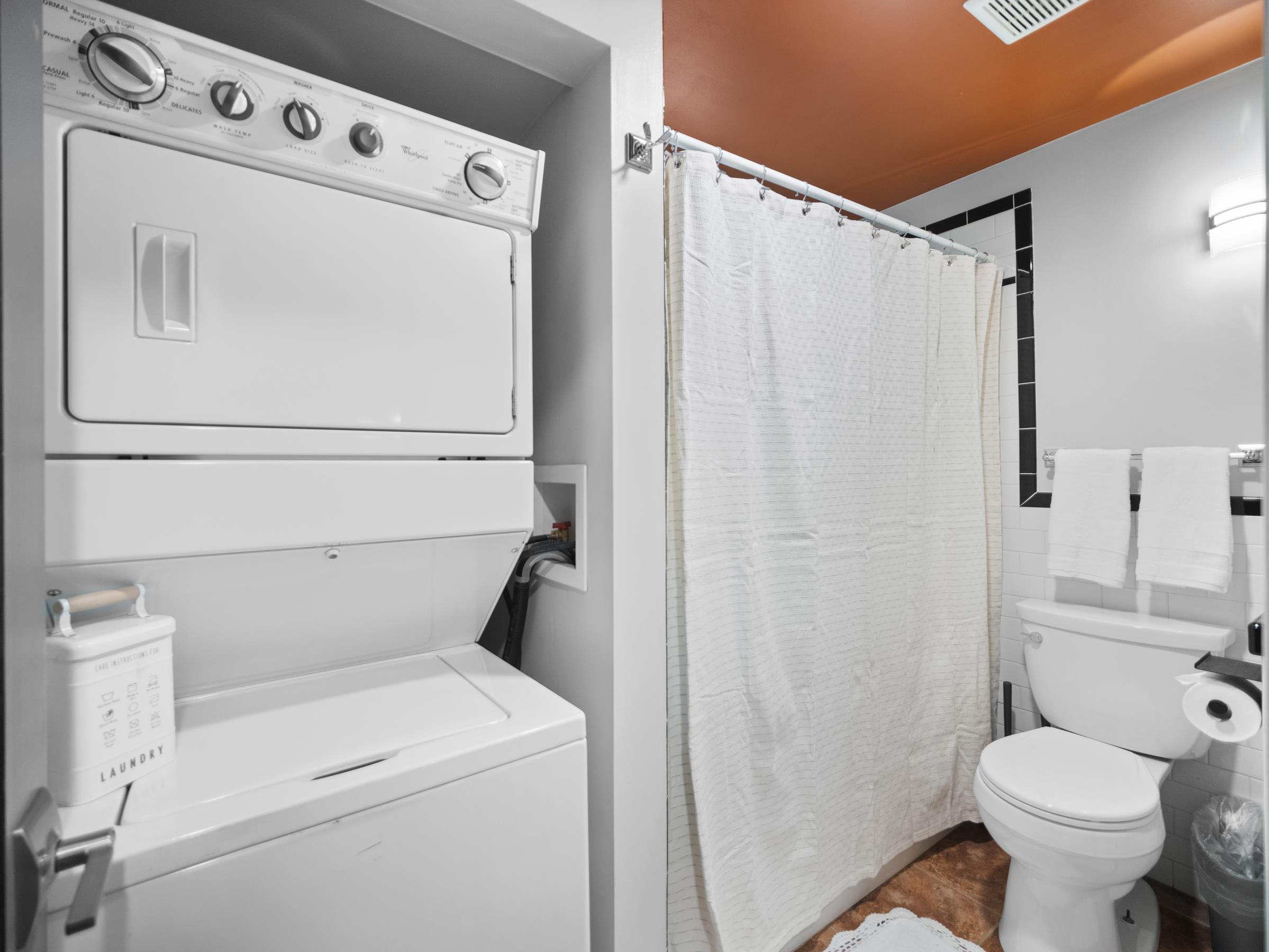 1109 S WALNUT St - Photo 15