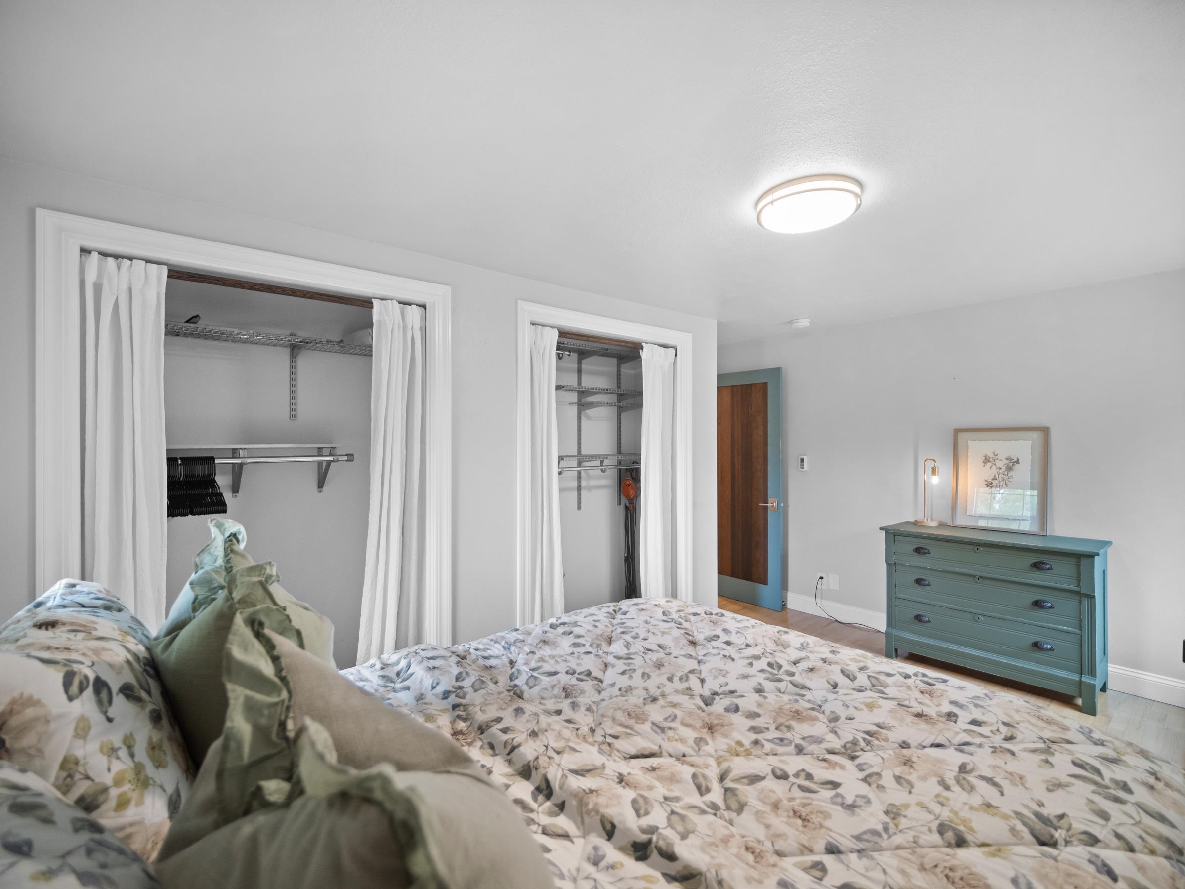 1109 S WALNUT St - Photo 21
