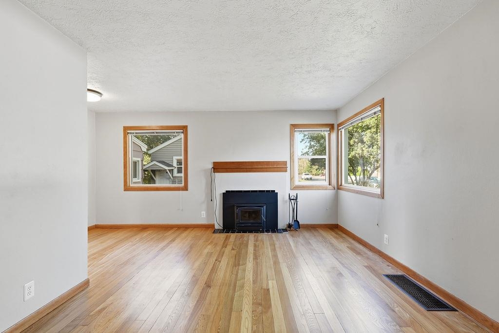 4903 N Elm St - Photo 4