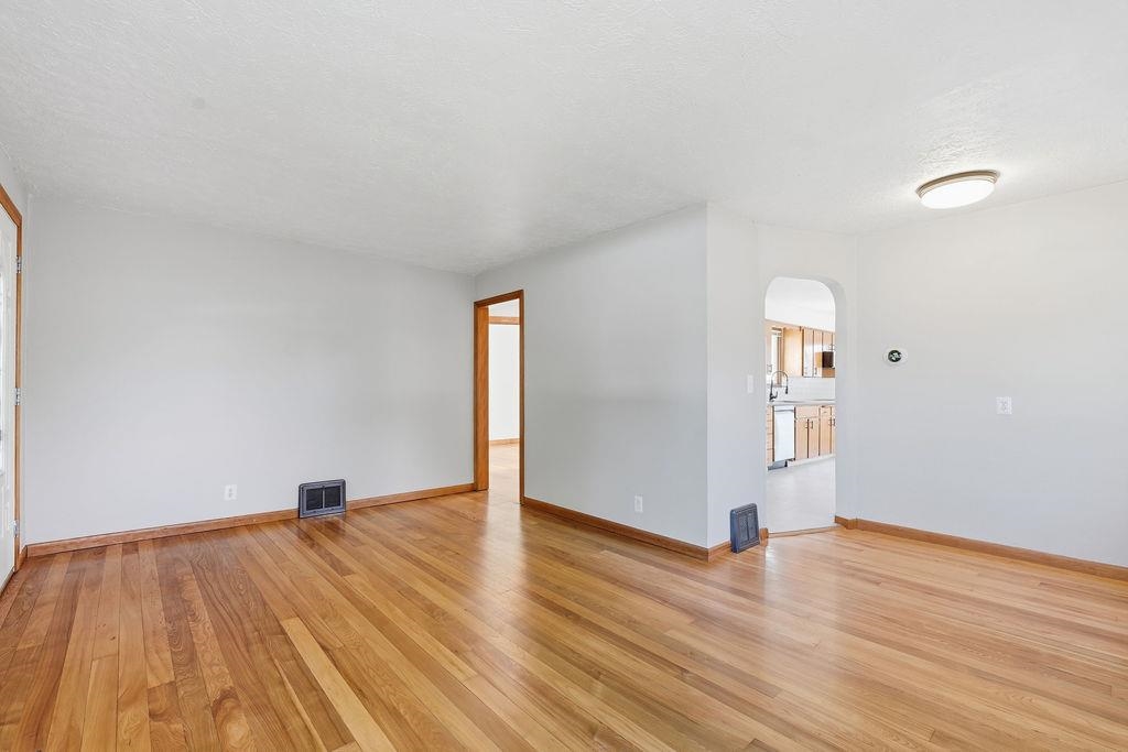 4903 N Elm St - Photo 6
