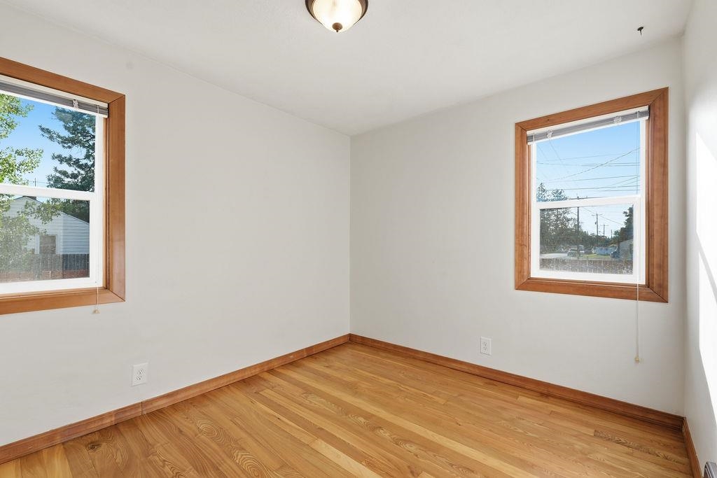 4903 N Elm St - Photo 17