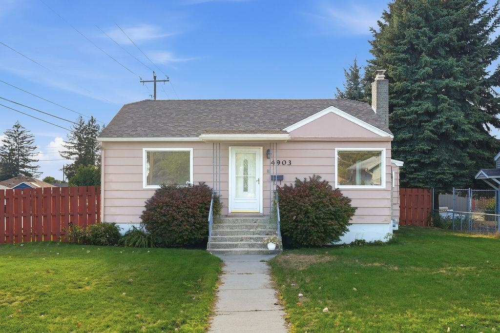 4903 N Elm St - Photo 1