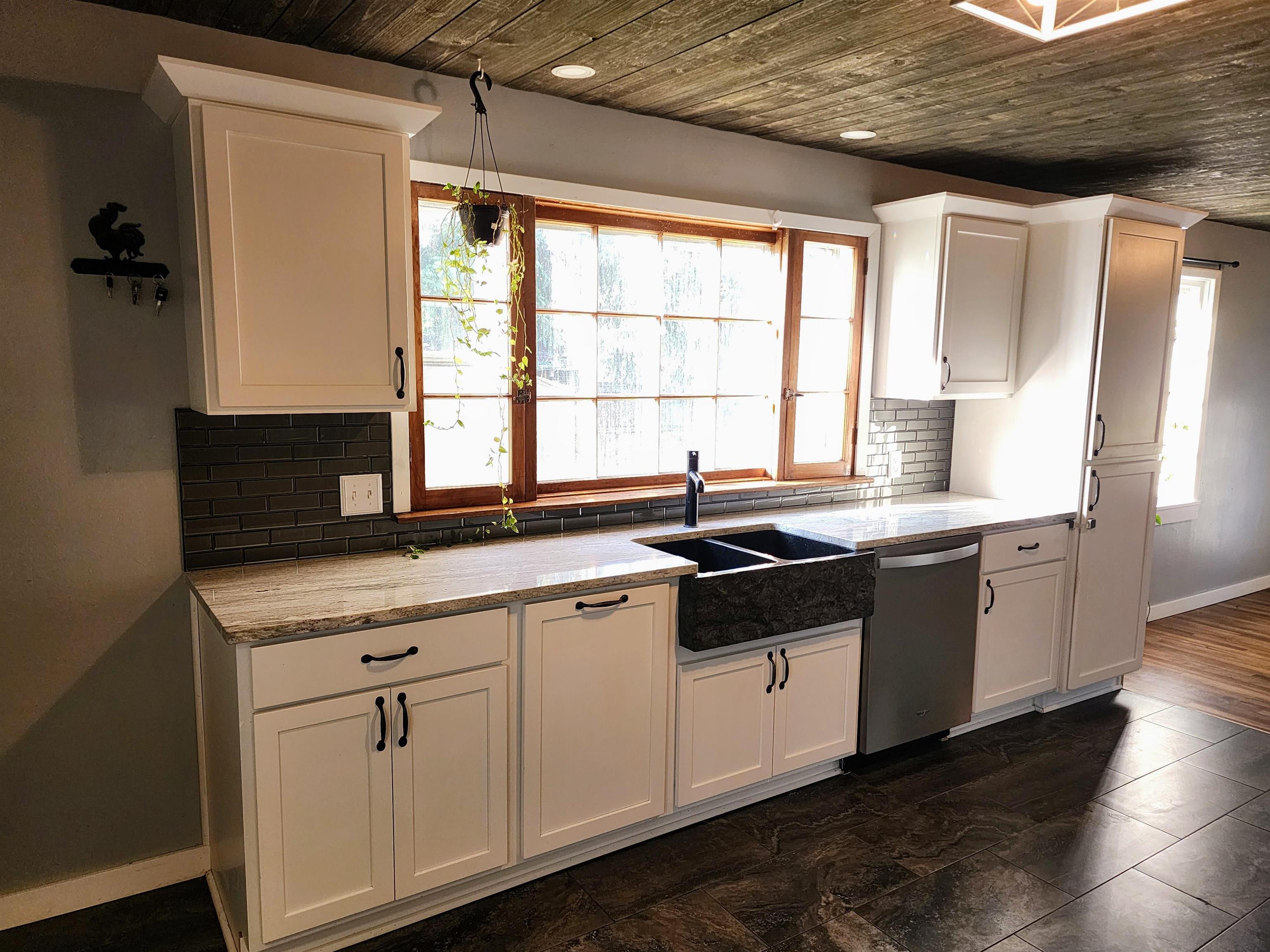 4107 N Bessie Rd - Photo 11