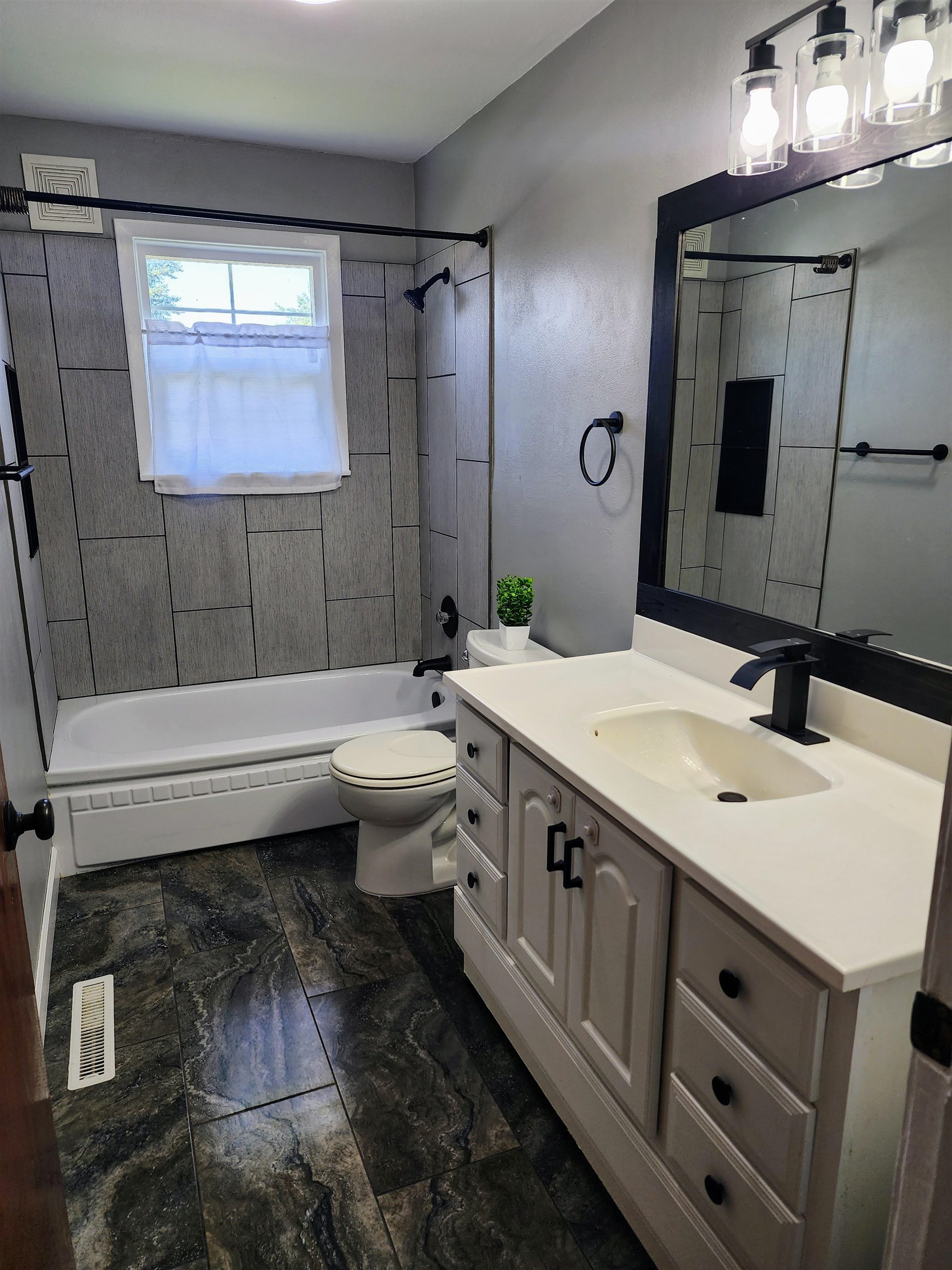 4107 N Bessie Rd - Photo 18