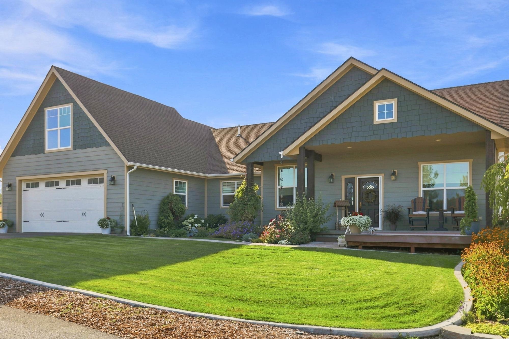 6329 N Thierman Rd - Photo 2