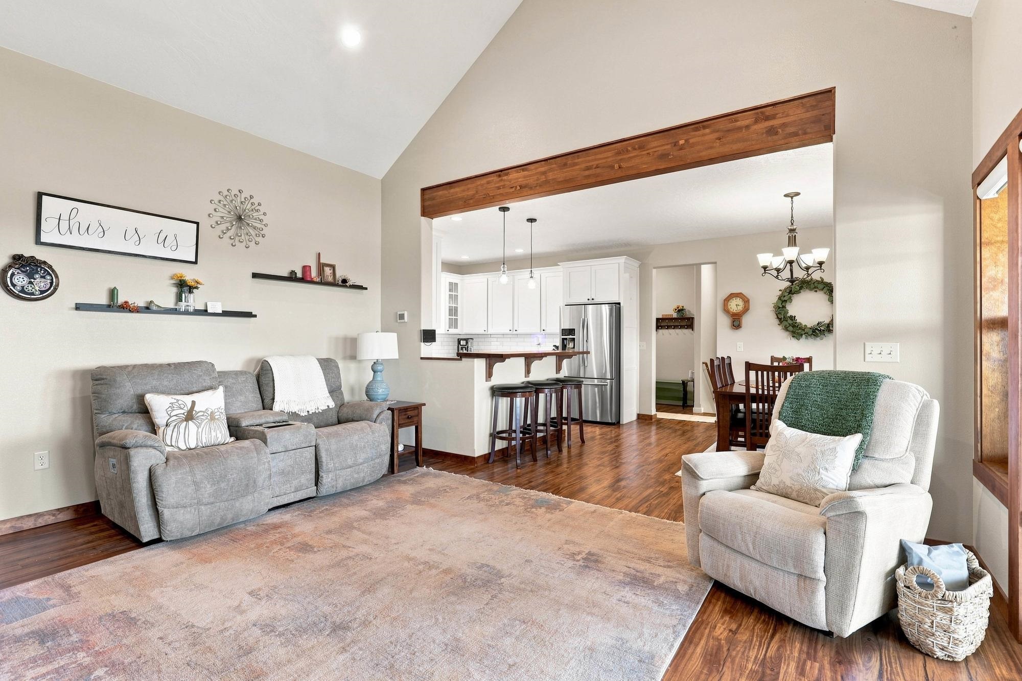6329 N Thierman Rd - Photo 11