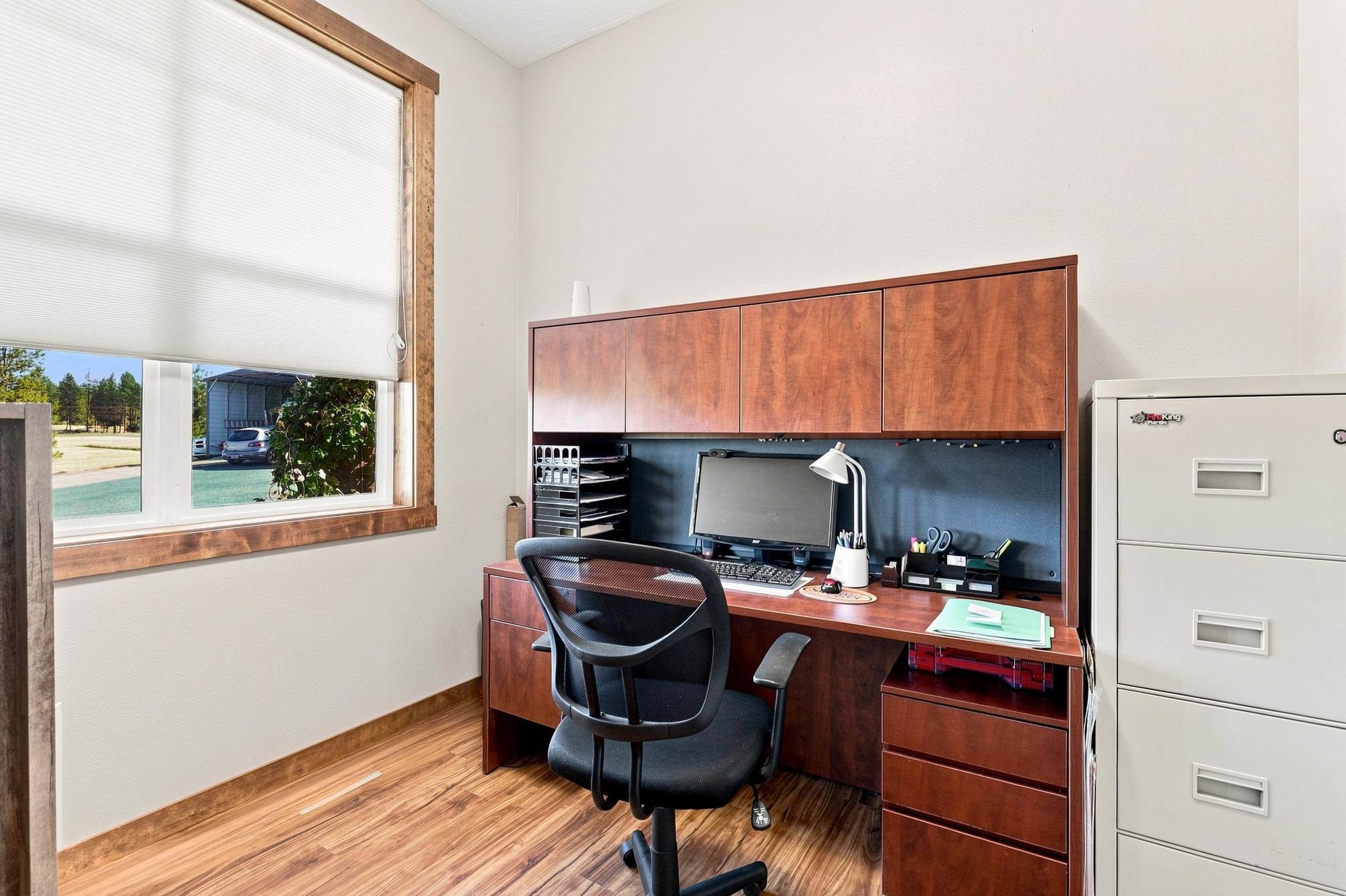 6329 N Thierman Rd - Photo 20