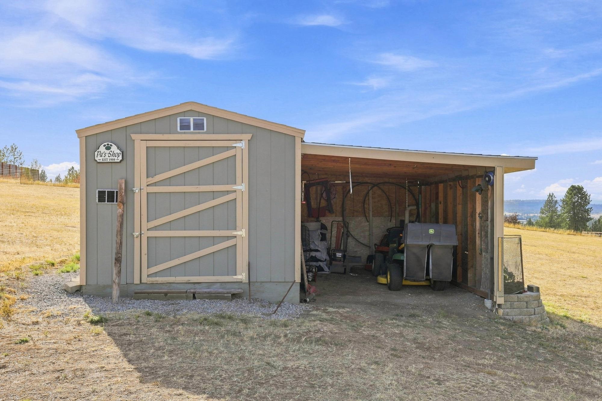 6329 N Thierman Rd - Photo 43
