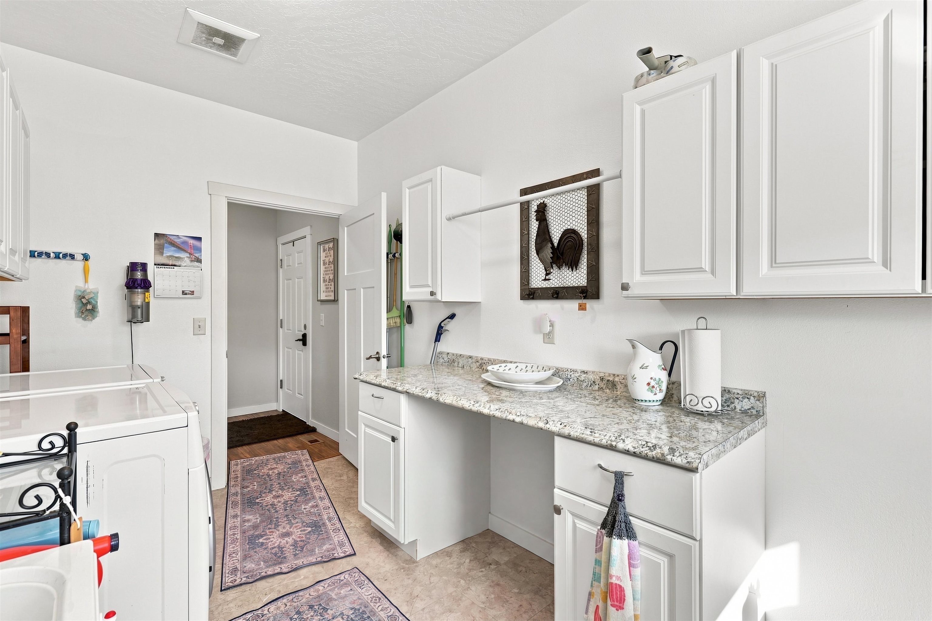6329 N Thierman Rd - Photo 31