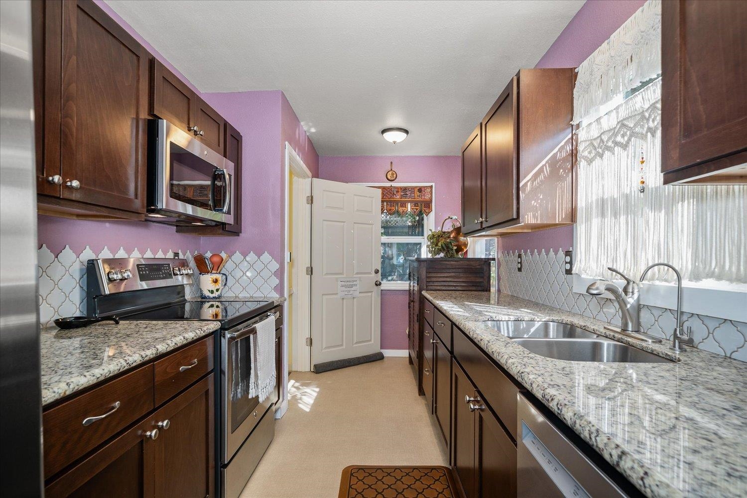 851 S Cowley St - Photo 9