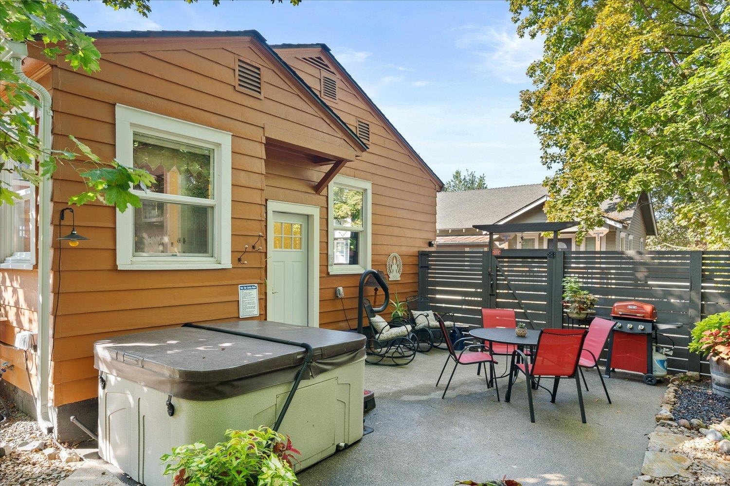 851 S Cowley St - Photo 32