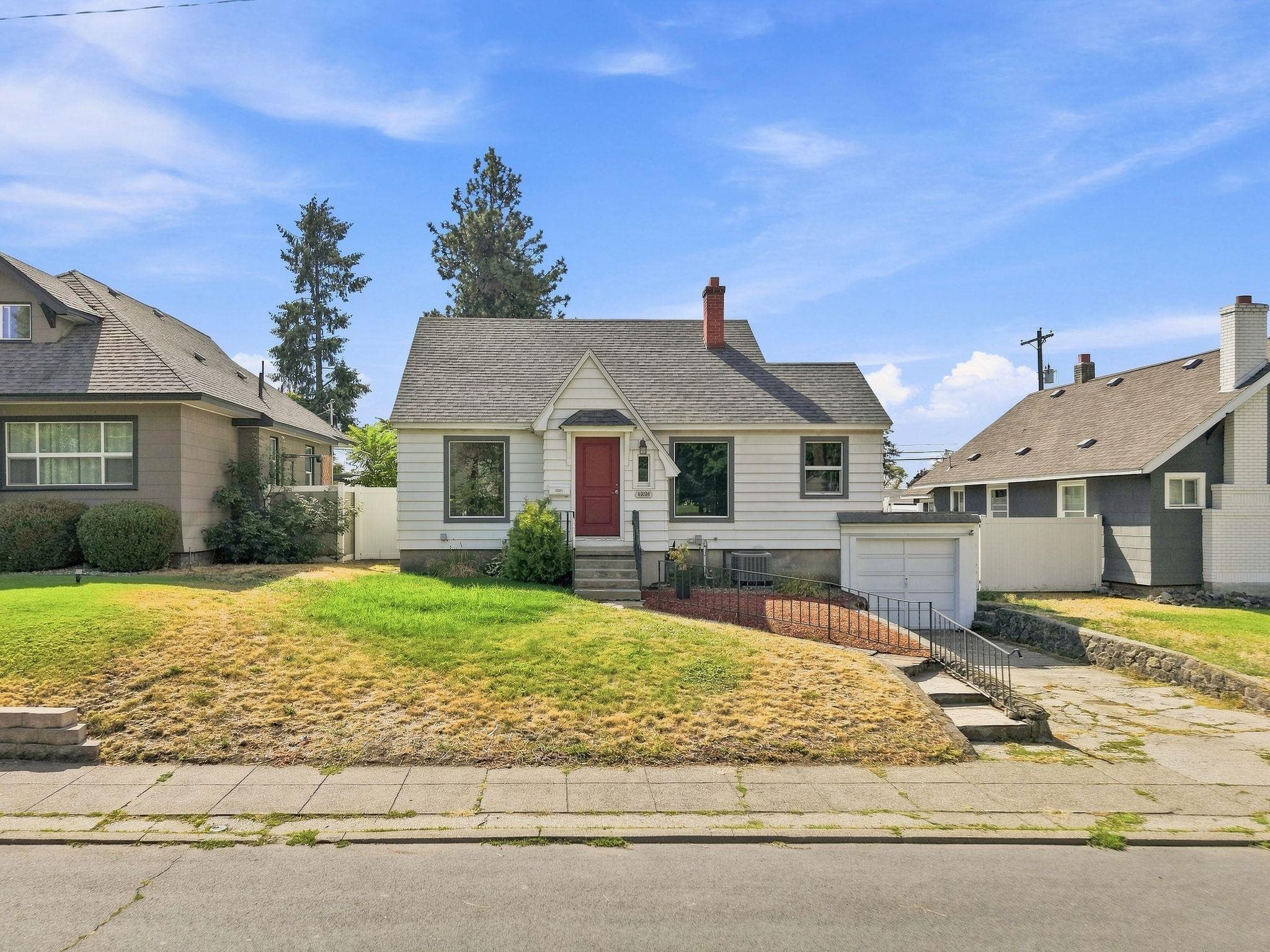1221 W Garland Ave - Photo 1