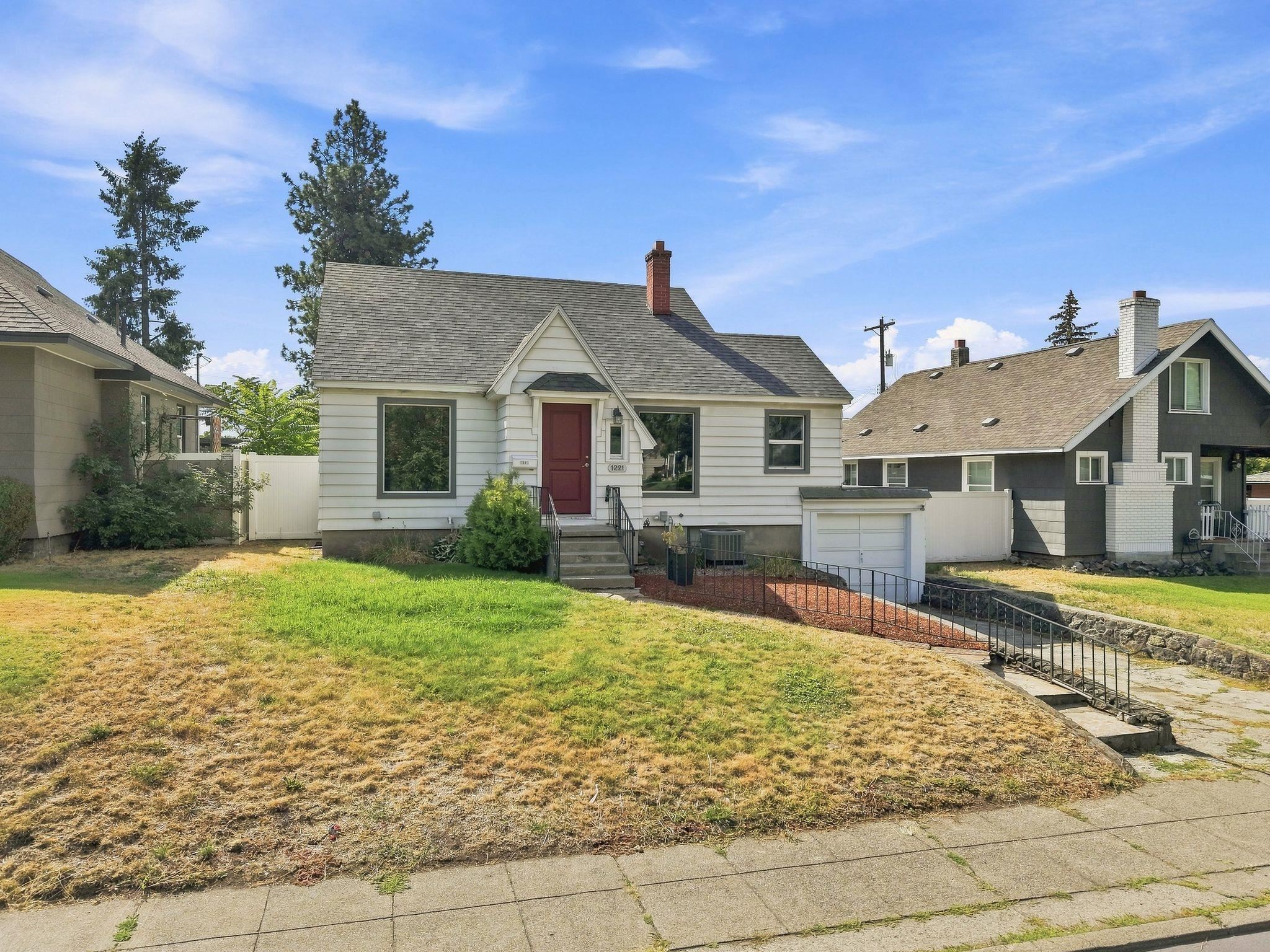 1221 W Garland Ave - Photo 2