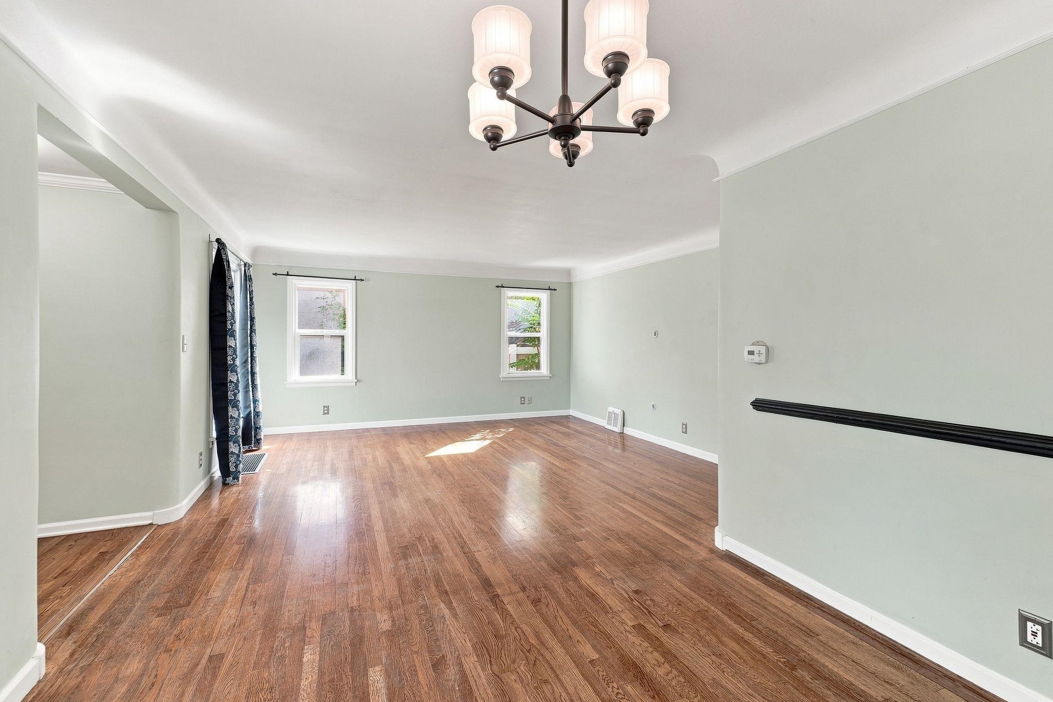 1221 W Garland Ave - Photo 9