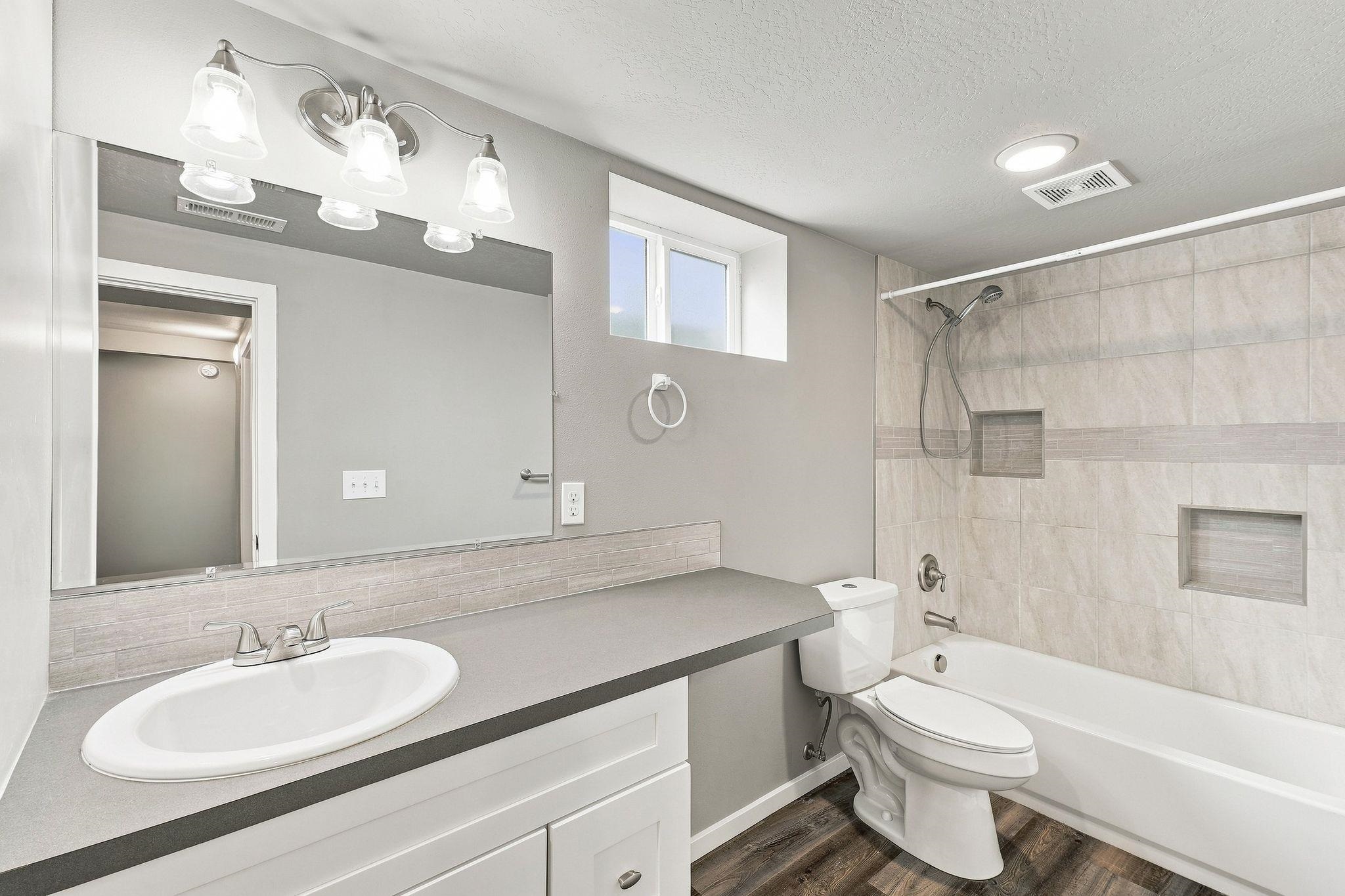 1221 W Garland Ave - Photo 24