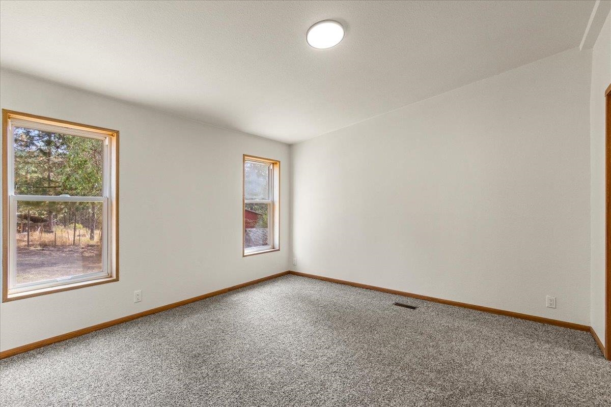 23205 N MADISON Rd - Photo 12