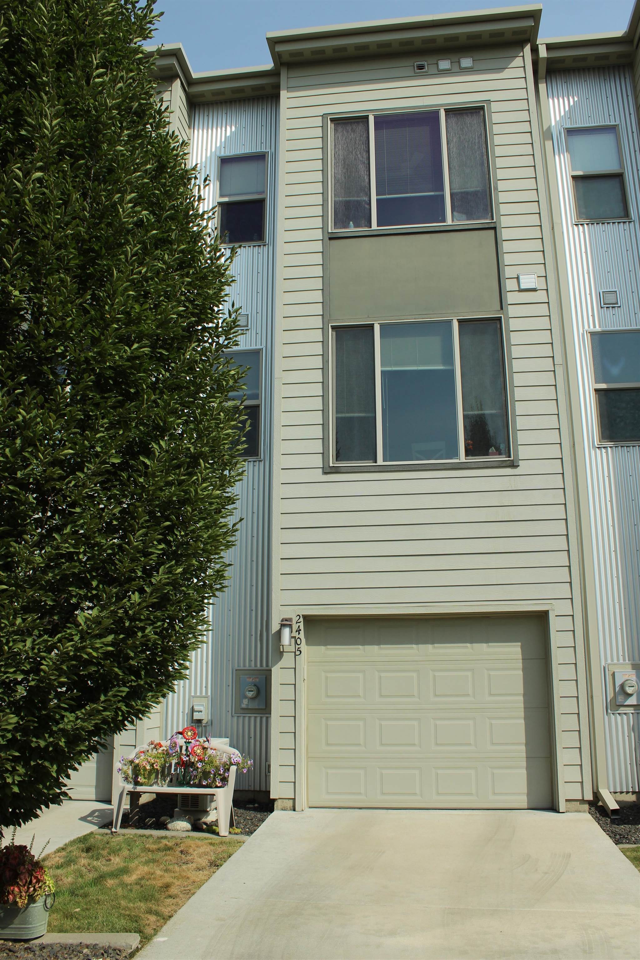 2405 W BRIDGE Ave - Photo 16