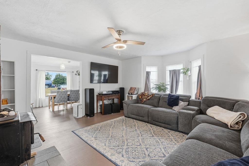 4452 N Swenson Rd - Photo 9