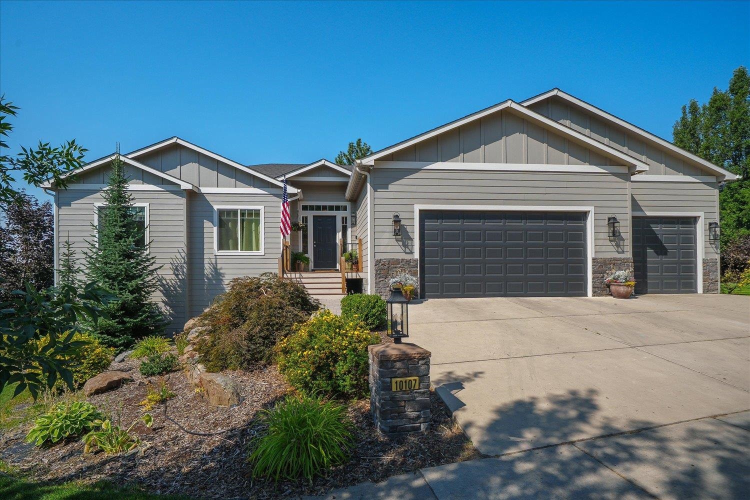 10107 N Wieber Rd - Photo 2