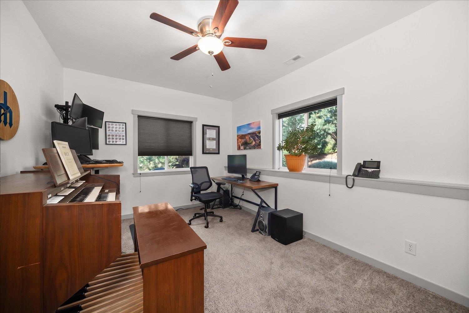10107 N Wieber Rd - Photo 25