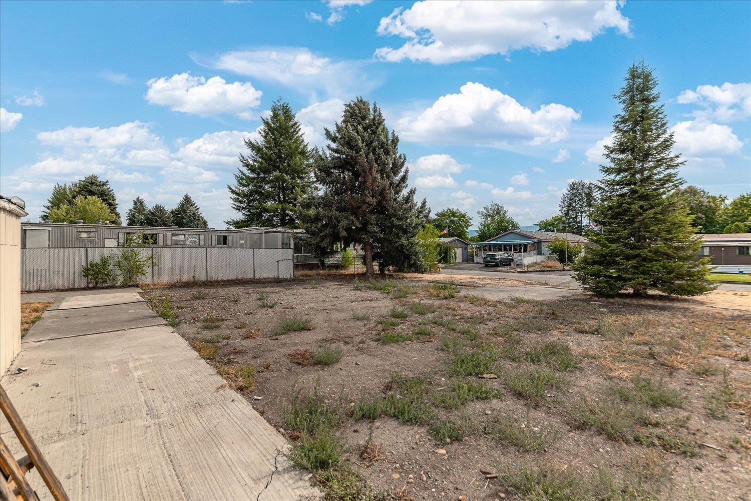 18305 E Liberty Ave - Photo 9