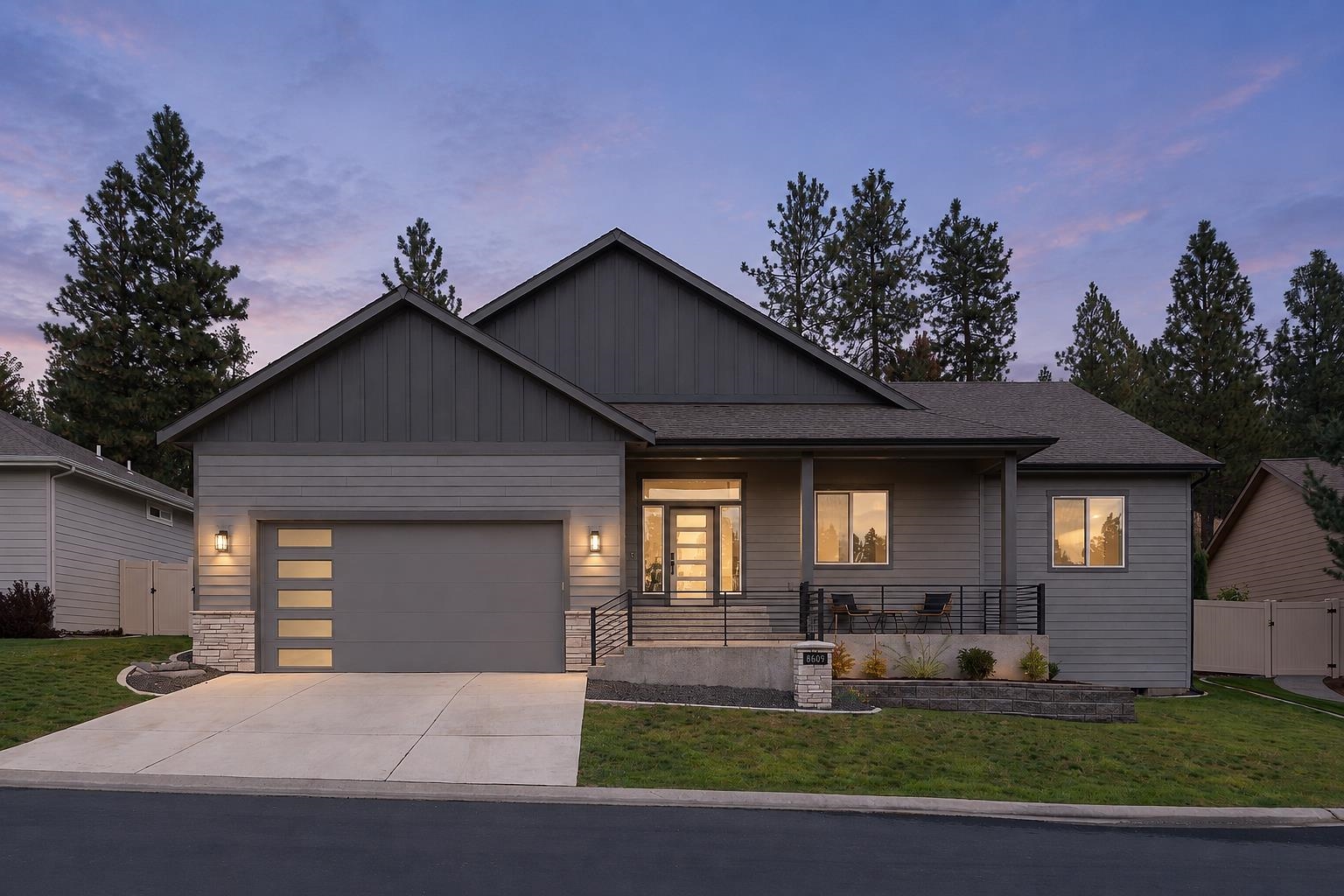 8609 E Hazelwood Ln - Photo 1