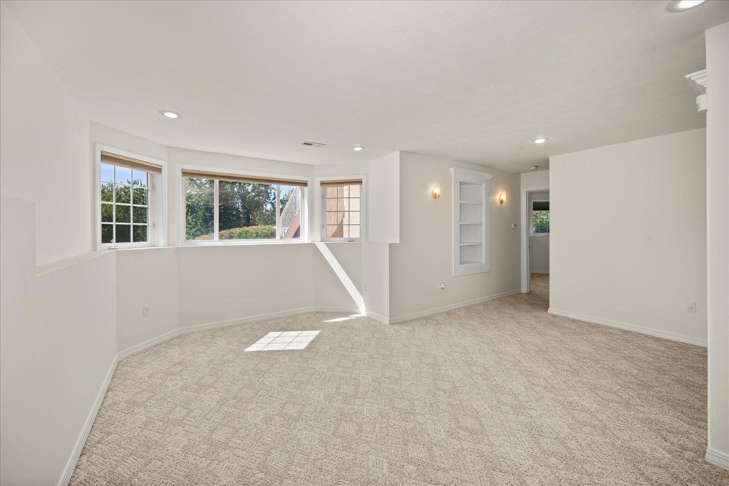 5915 S Dearborn Rd - Photo 32