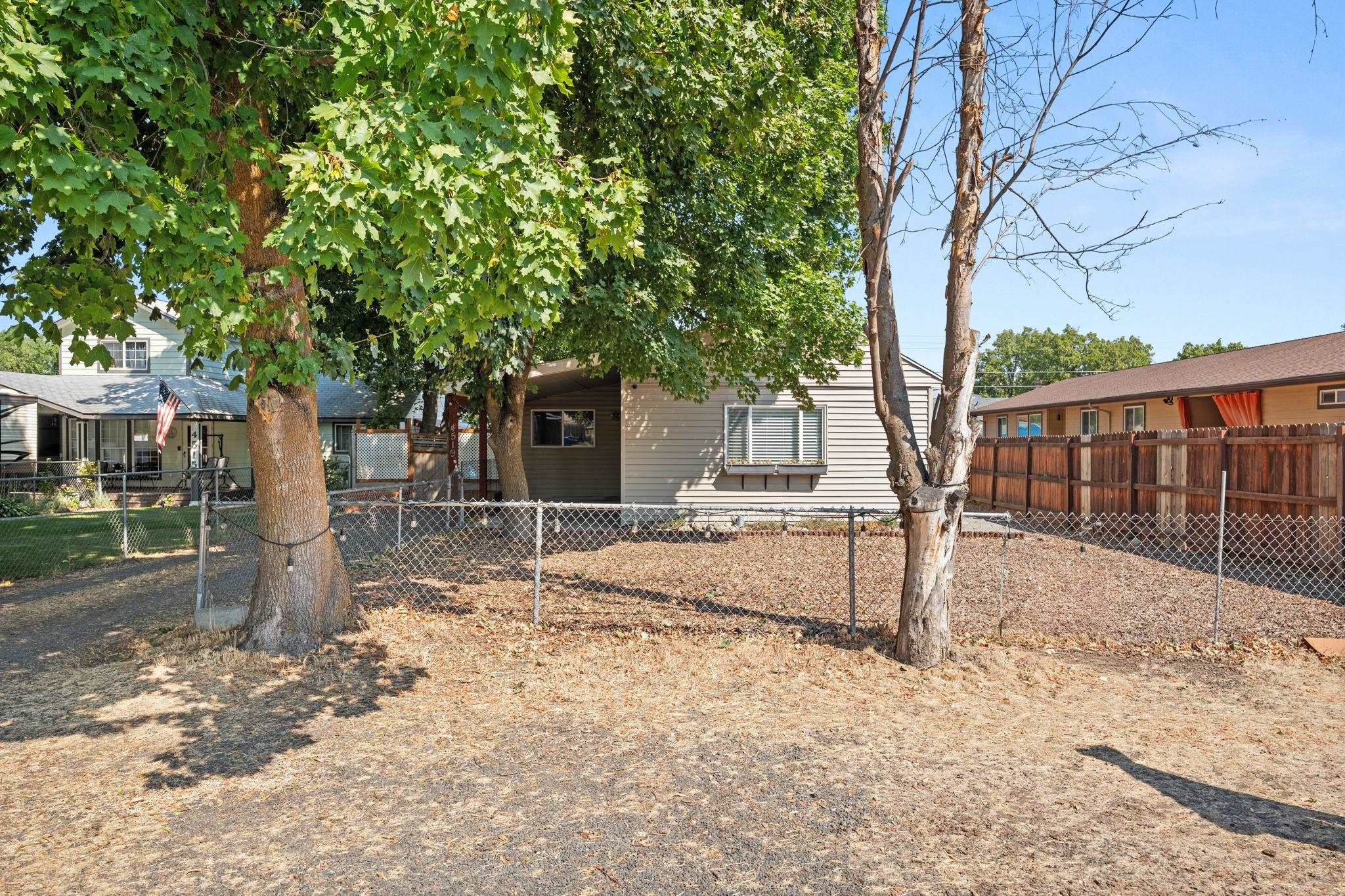 4519 E 7th Ave - Photo 3