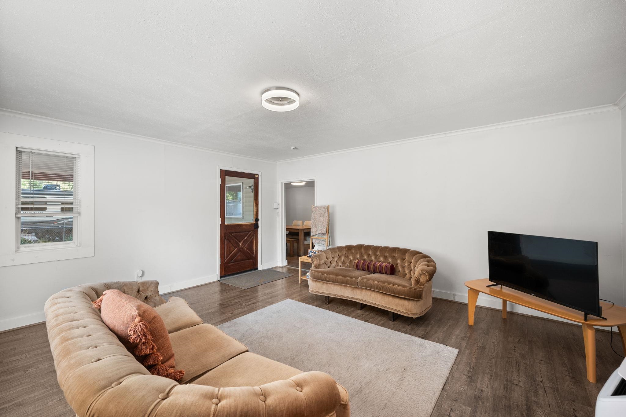 4519 E 7th Ave - Photo 6