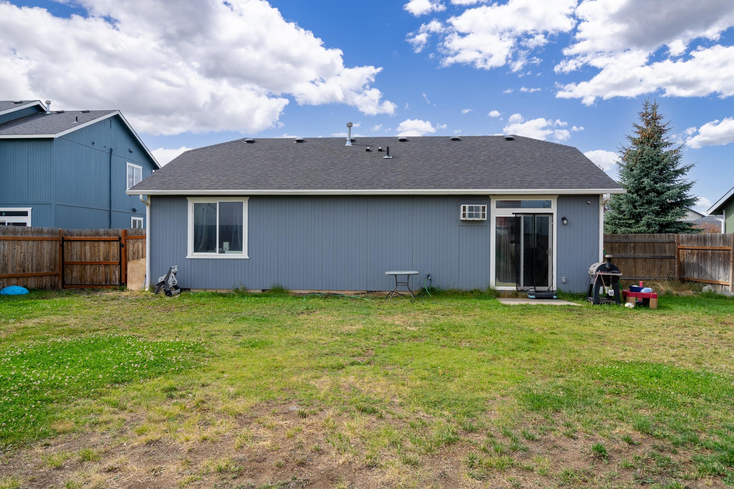 525 S Solar St - Photo 23