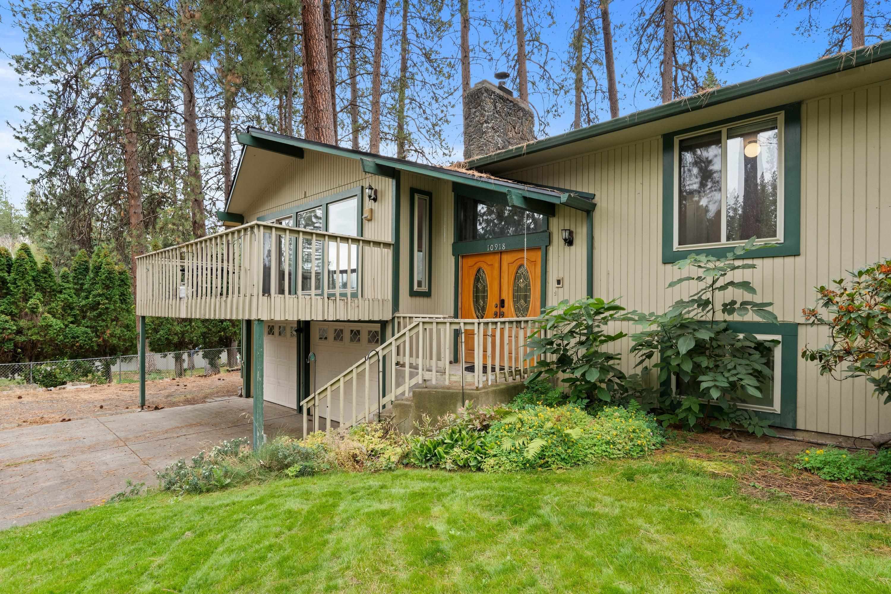10918 E 50TH Ct - Photo 2