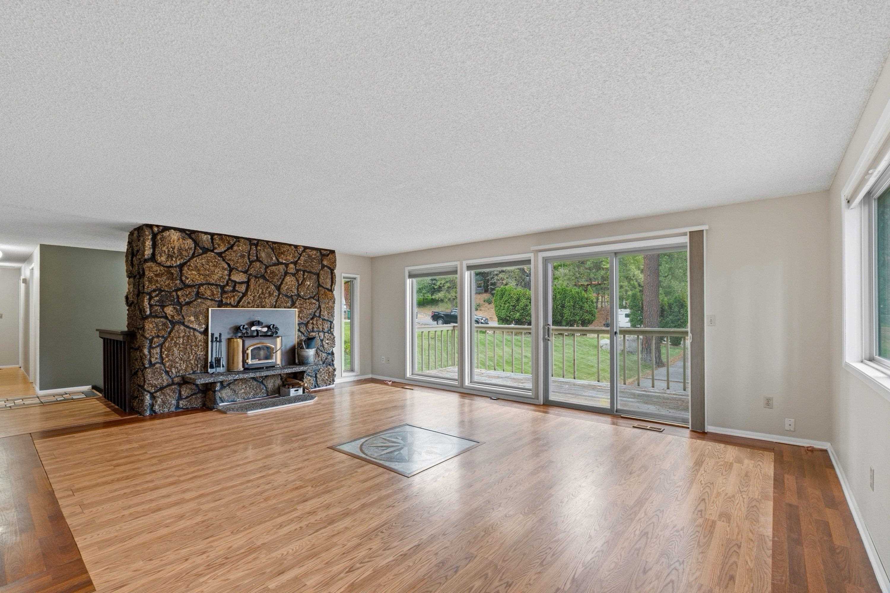 10918 E 50TH Ct - Photo 7