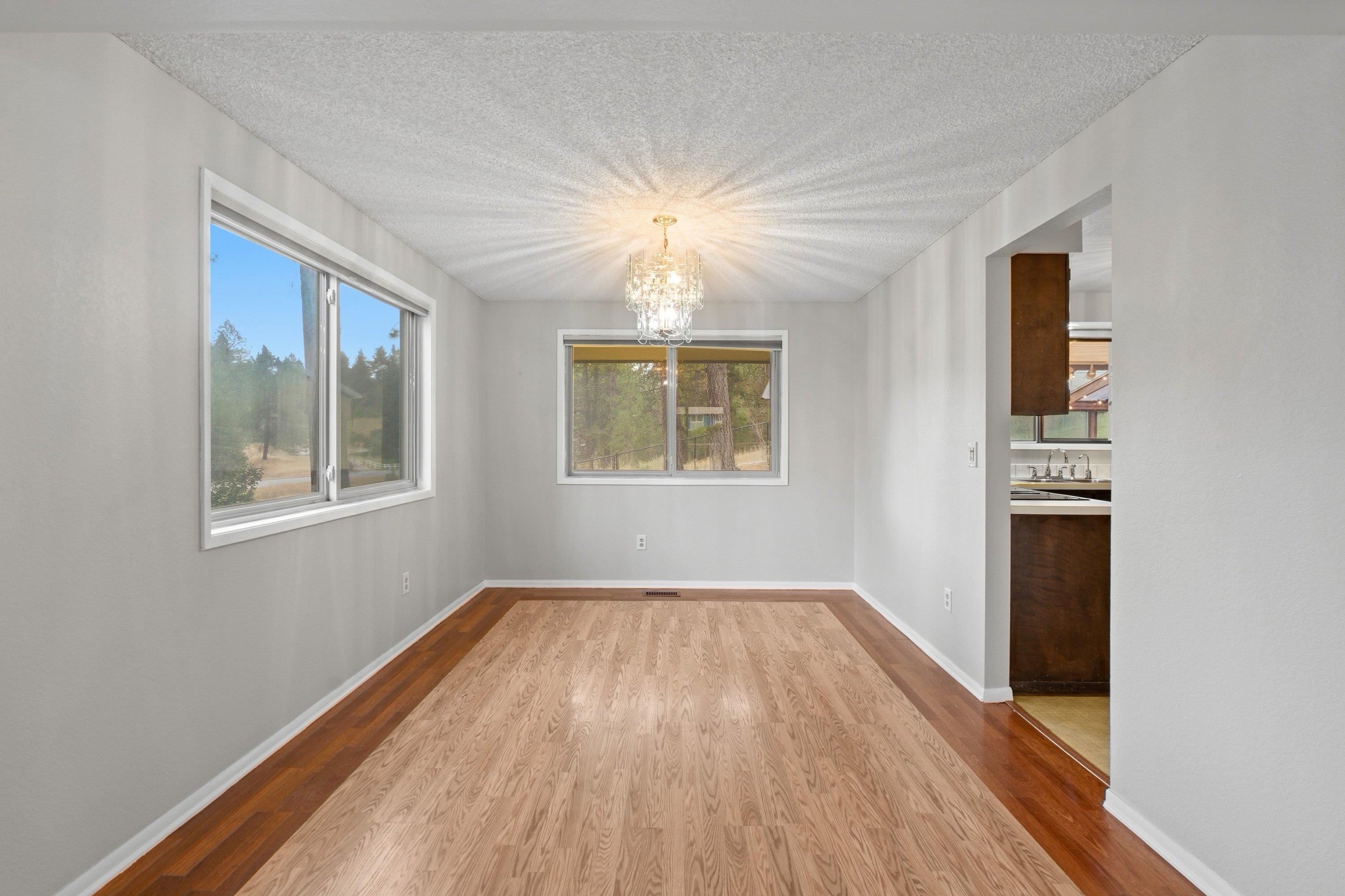 10918 E 50TH Ct - Photo 9