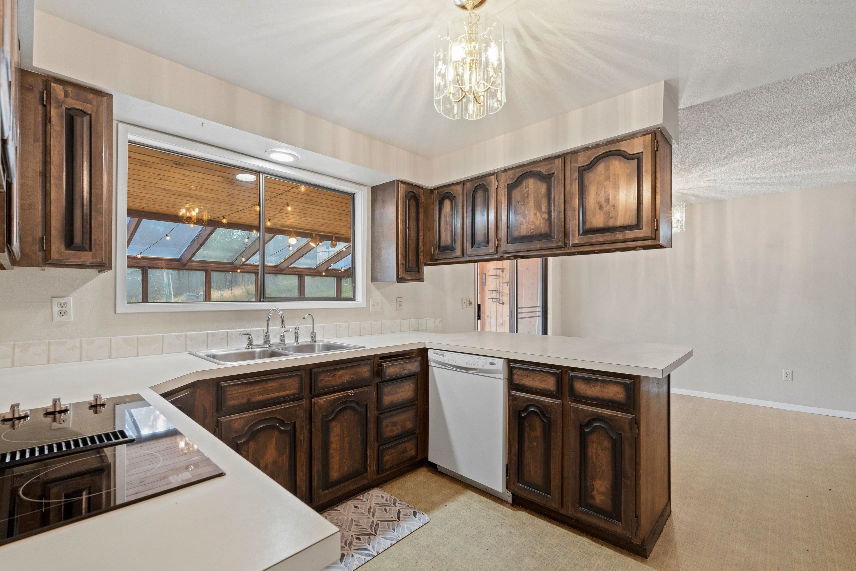 10918 E 50TH Ct - Photo 10
