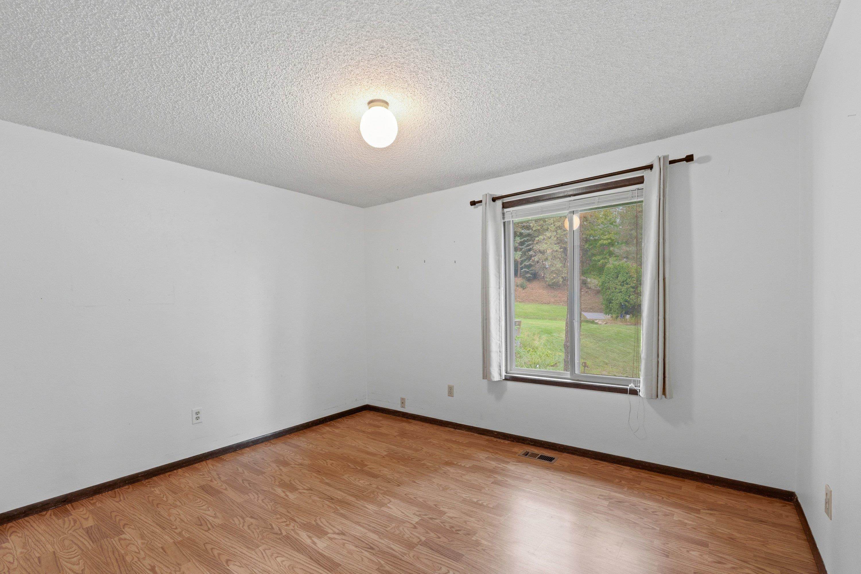 10918 E 50TH Ct - Photo 17