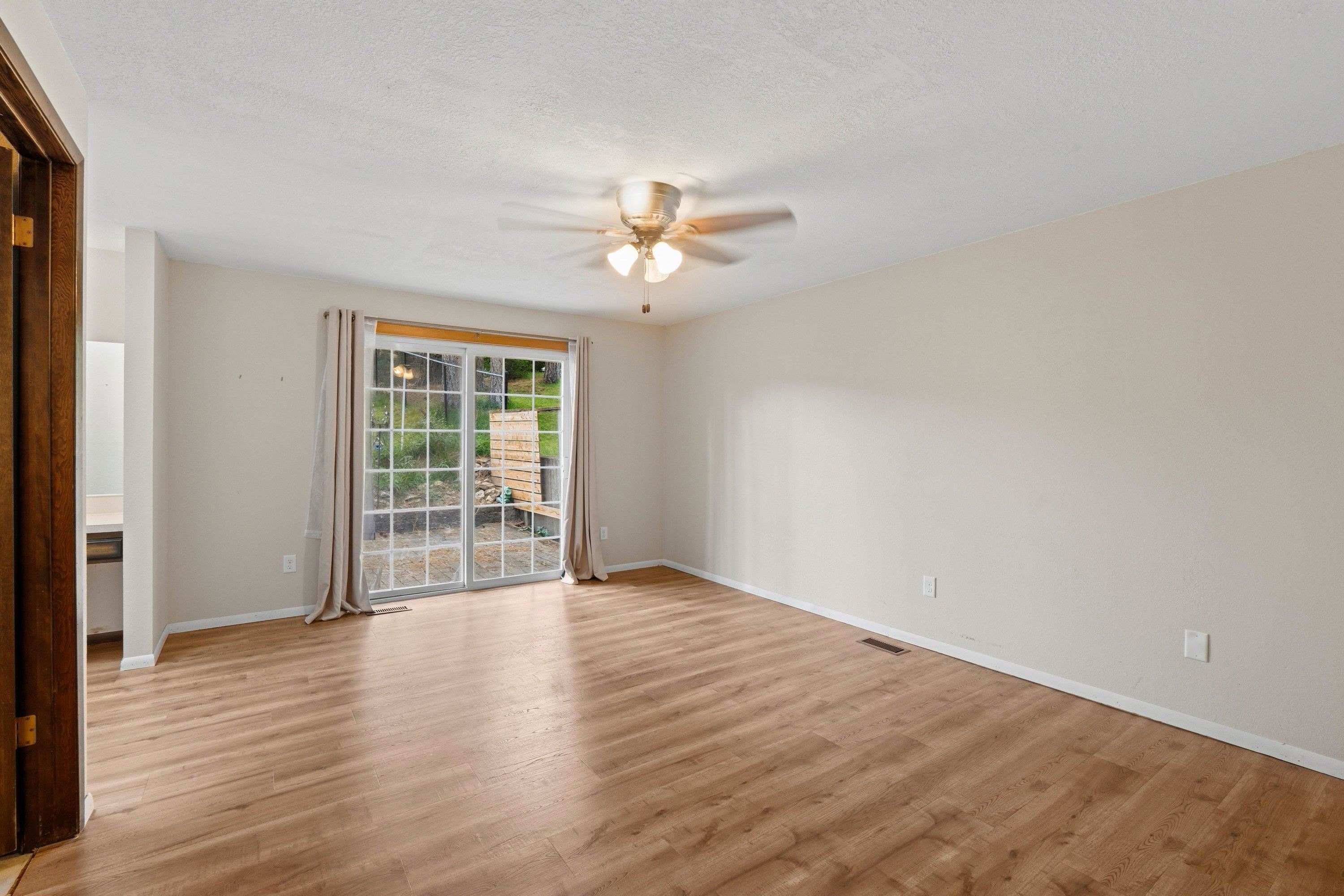 10918 E 50TH Ct - Photo 19