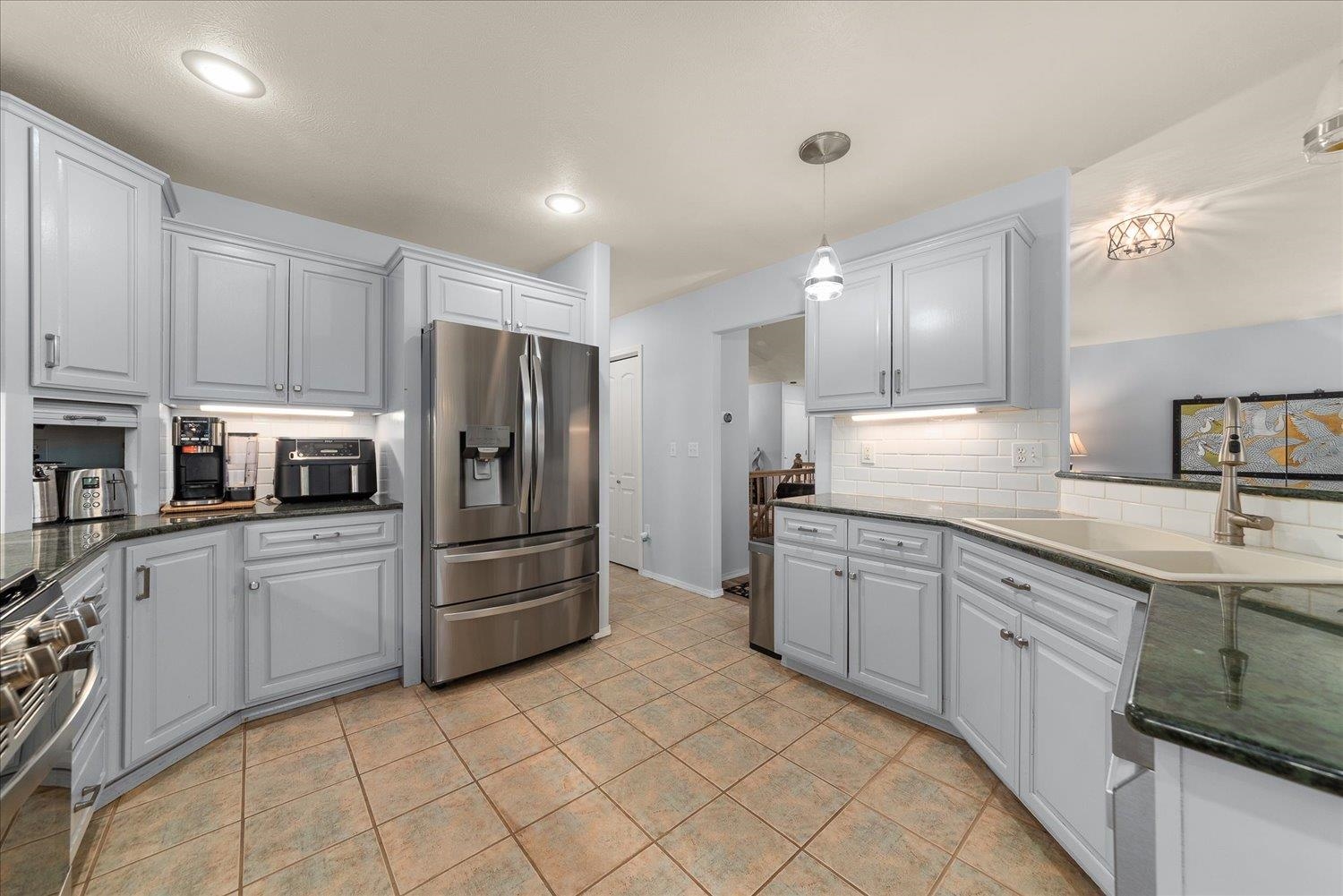 303 W Arrow Ln - Photo 15