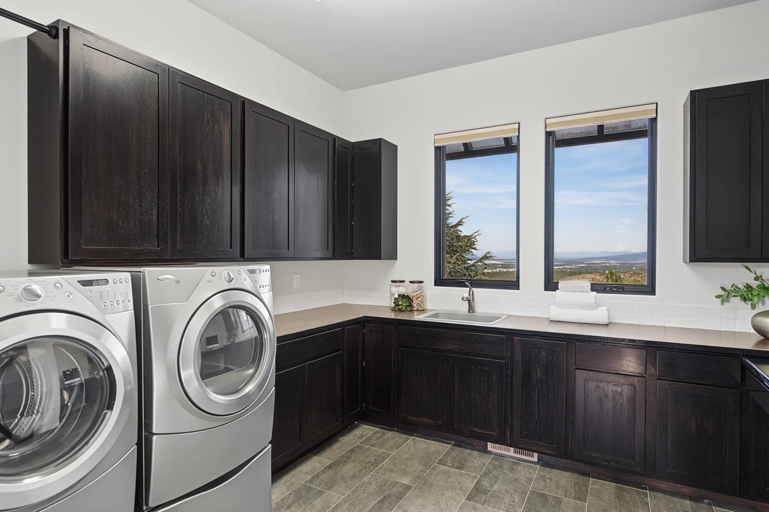 2503 S Thierman Ln - Photo 32