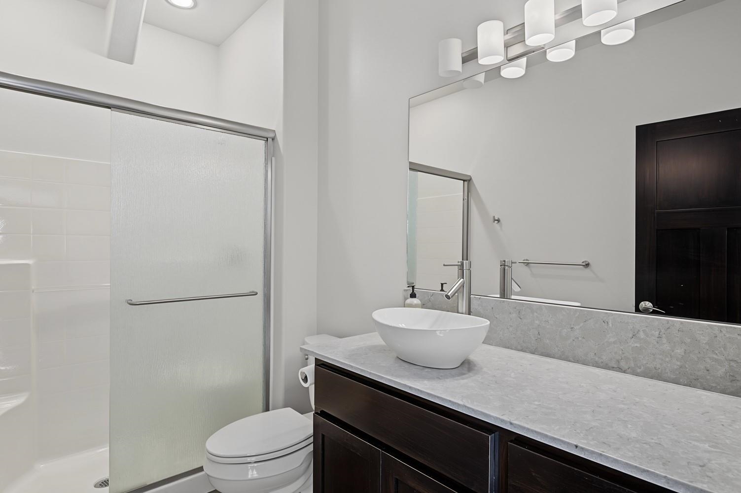 2503 S Thierman Ln - Photo 38