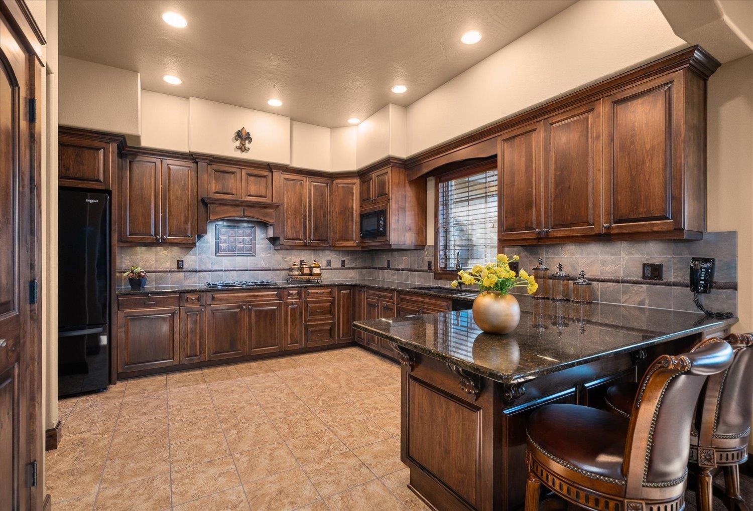2104 E Cherrytree Ln - Photo 15