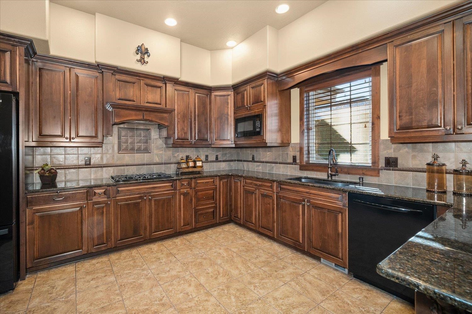 2104 E Cherrytree Ln - Photo 16