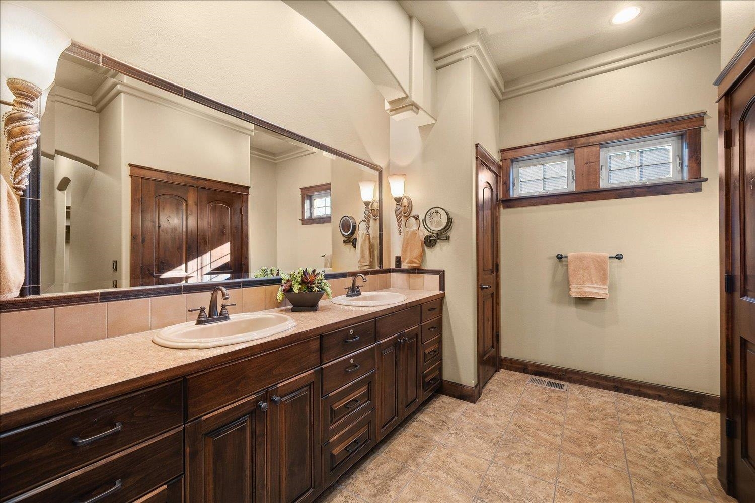 2104 E Cherrytree Ln - Photo 27