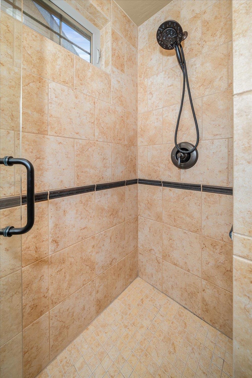 2104 E Cherrytree Ln - Photo 29